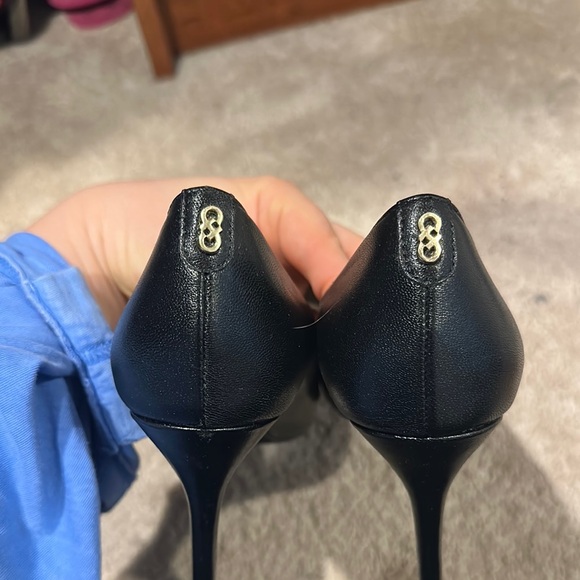 Cole Haan Black Leather Heels Timeless Elegance - Picture 5 of 8